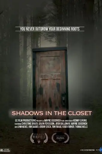 Shadows in the Closet_peliplat