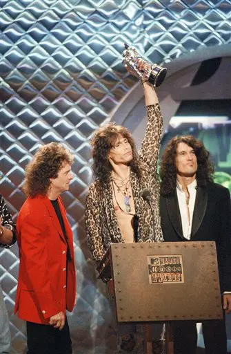 1994 MTV Video Music Awards_peliplat