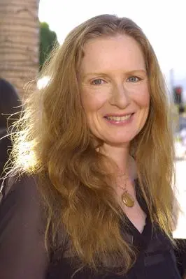 Frances Conroy_peliplat