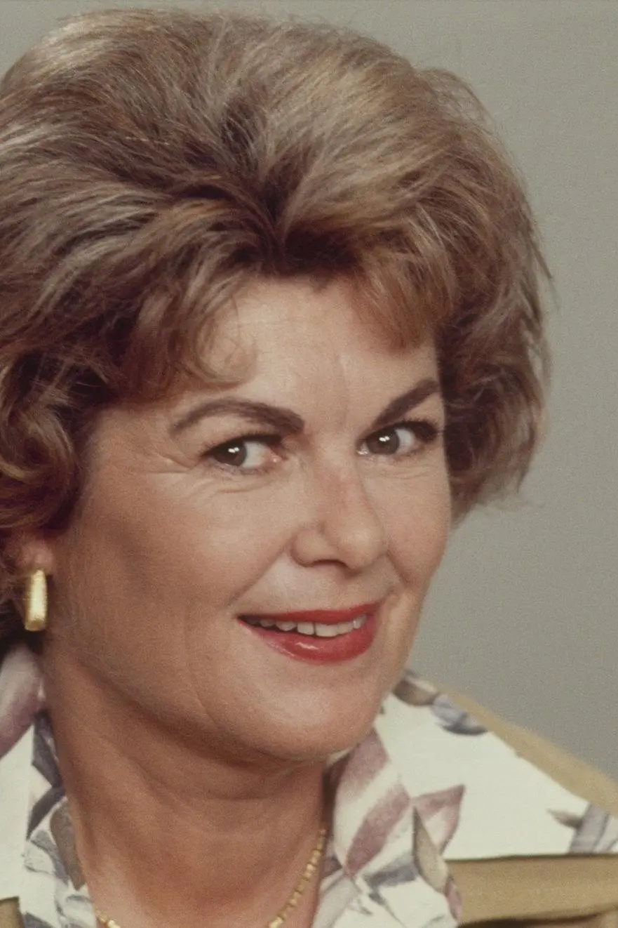 Barbara Hale_peliplat