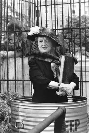 Marion Lorne_peliplat