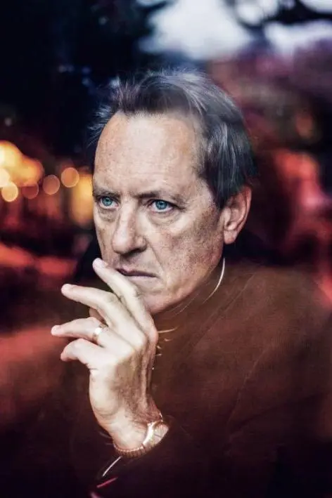 Richard E. Grant_peliplat