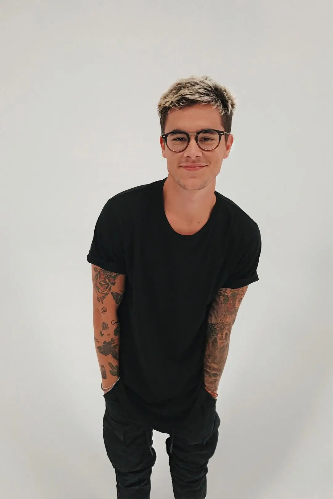 Kian Lawley_peliplat