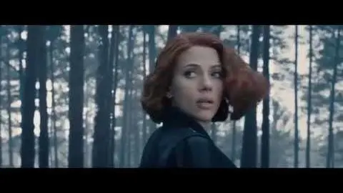 Featurette with Black Widow and Scarlet Witch_peliplat