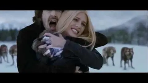 THE TWILIGHT SAGA: BREAKING DAWN - PART 2 - Theatrical Trailer_peliplat