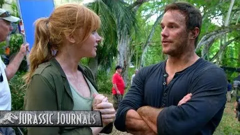 Chris Pratt's Jurassic Journals: Bryce Dallas Howard_peliplat