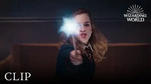 "Stupefy!" Hermione Casts a Spell on a Naive Ron_peliplat