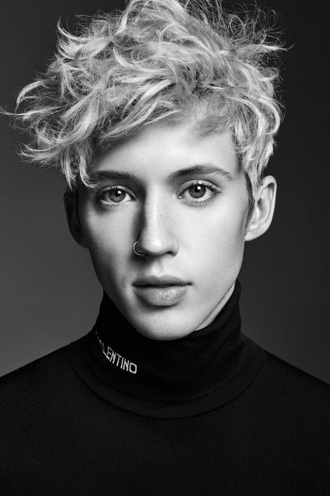 Troye Sivan_peliplat