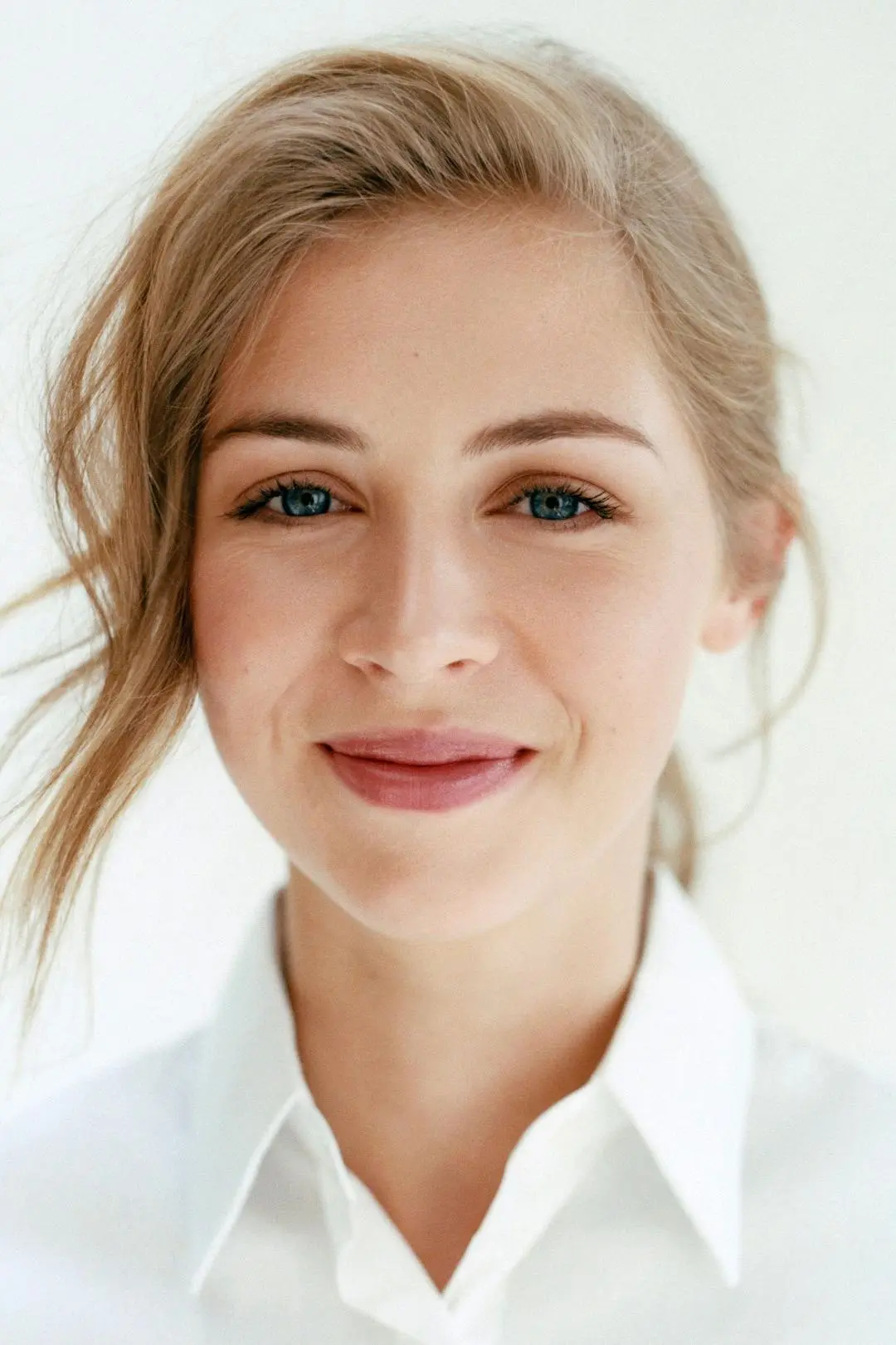 Hermione Corfield_peliplat