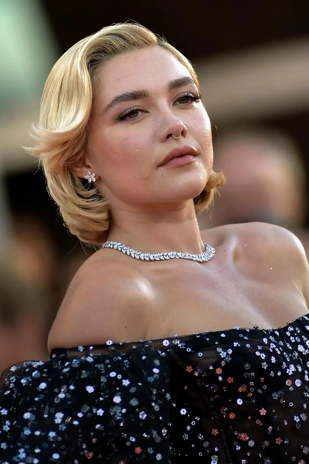 Florence Pugh_peliplat