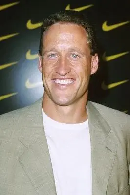 Jim Everett_peliplat