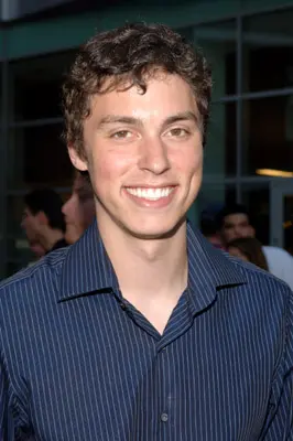 John Francis Daley_peliplat