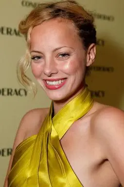 Bijou Phillips_peliplat