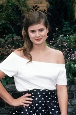 Sophie Aldred_peliplat