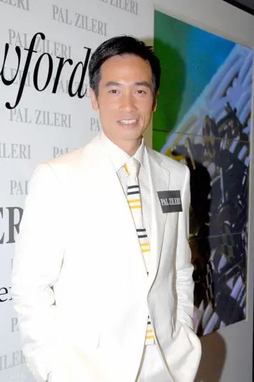 Moses Chan_peliplat