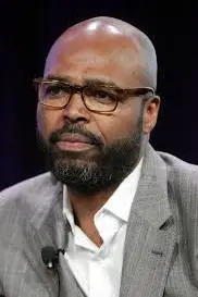 Salim Akil_peliplat