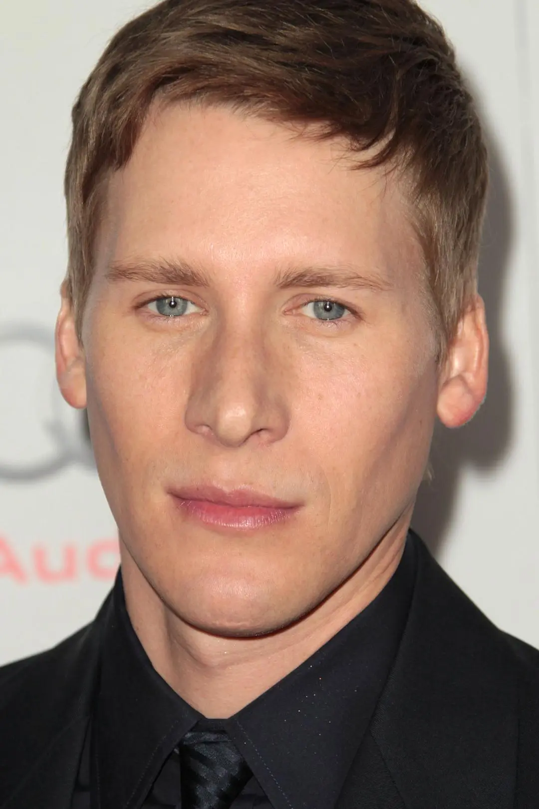 Dustin Lance Black_peliplat