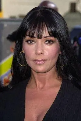 Apollonia Kotero_peliplat