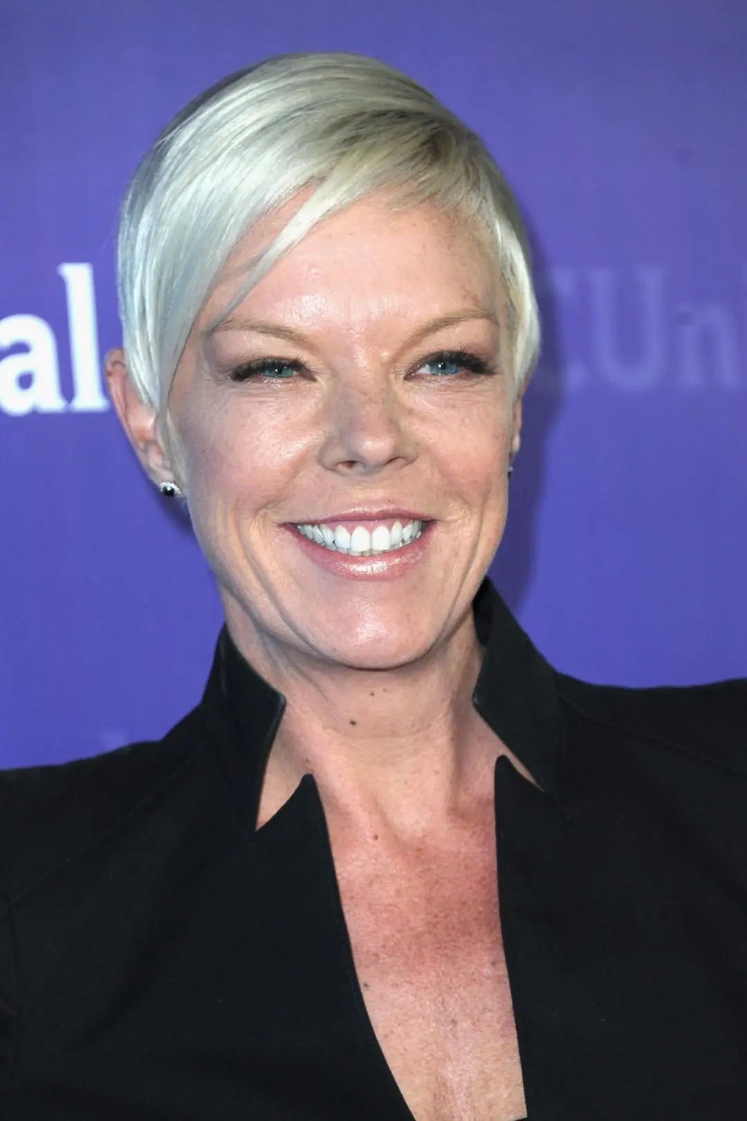 Tabatha Coffey_peliplat