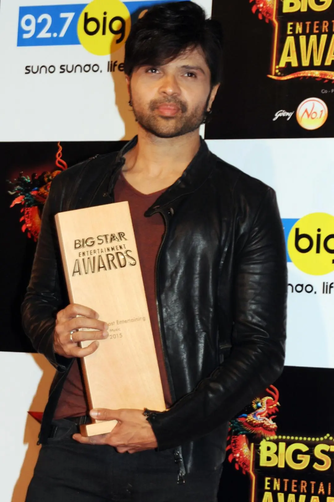 Himesh Reshammiya_peliplat