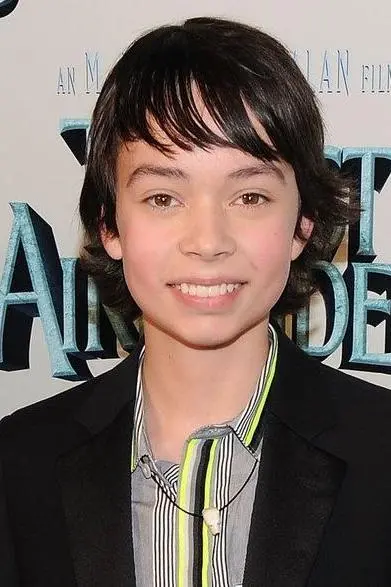 Noah Ringer_peliplat