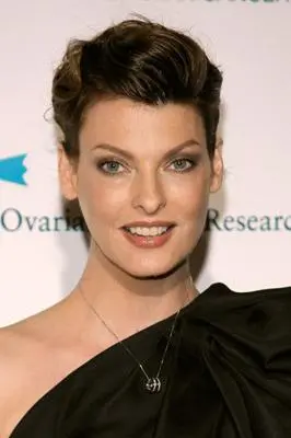 Linda Evangelista_peliplat