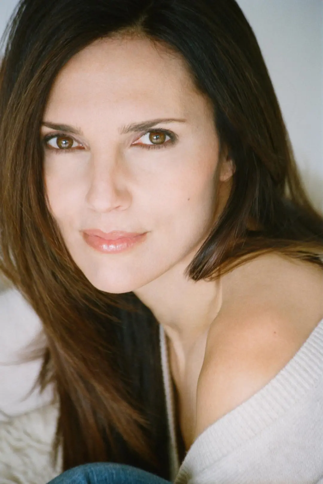 Ashley Laurence_peliplat