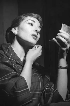 Maria Callas_peliplat