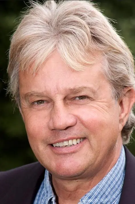 Frazer Hines_peliplat