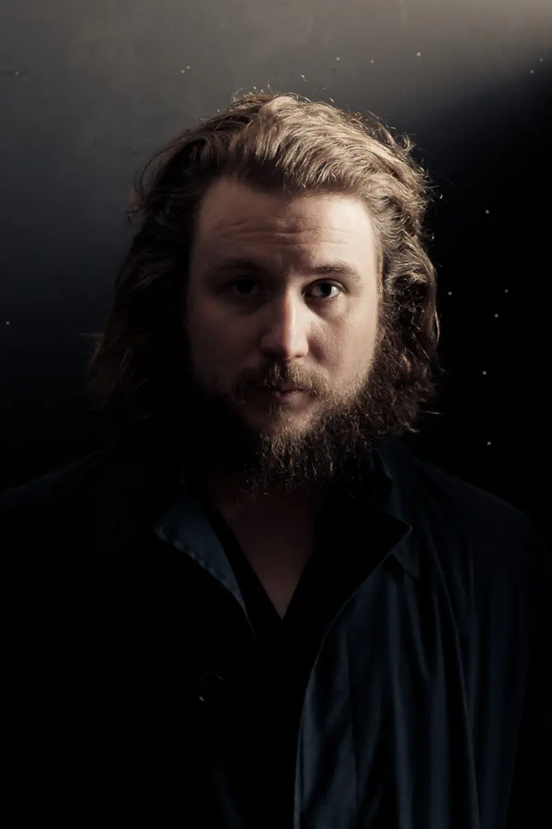 Jim James_peliplat