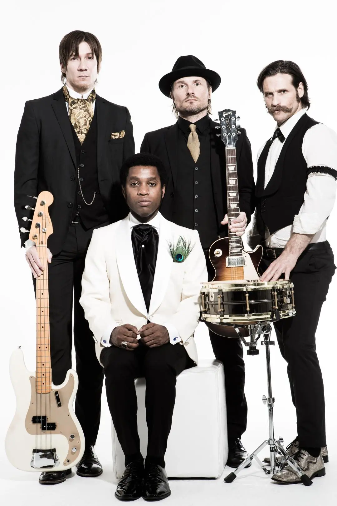 Vintage Trouble_peliplat