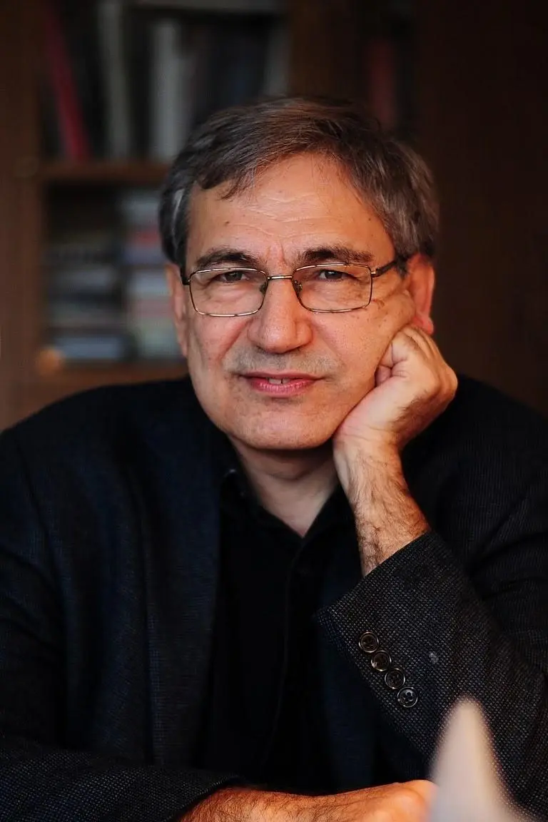 Orhan Pamuk_peliplat