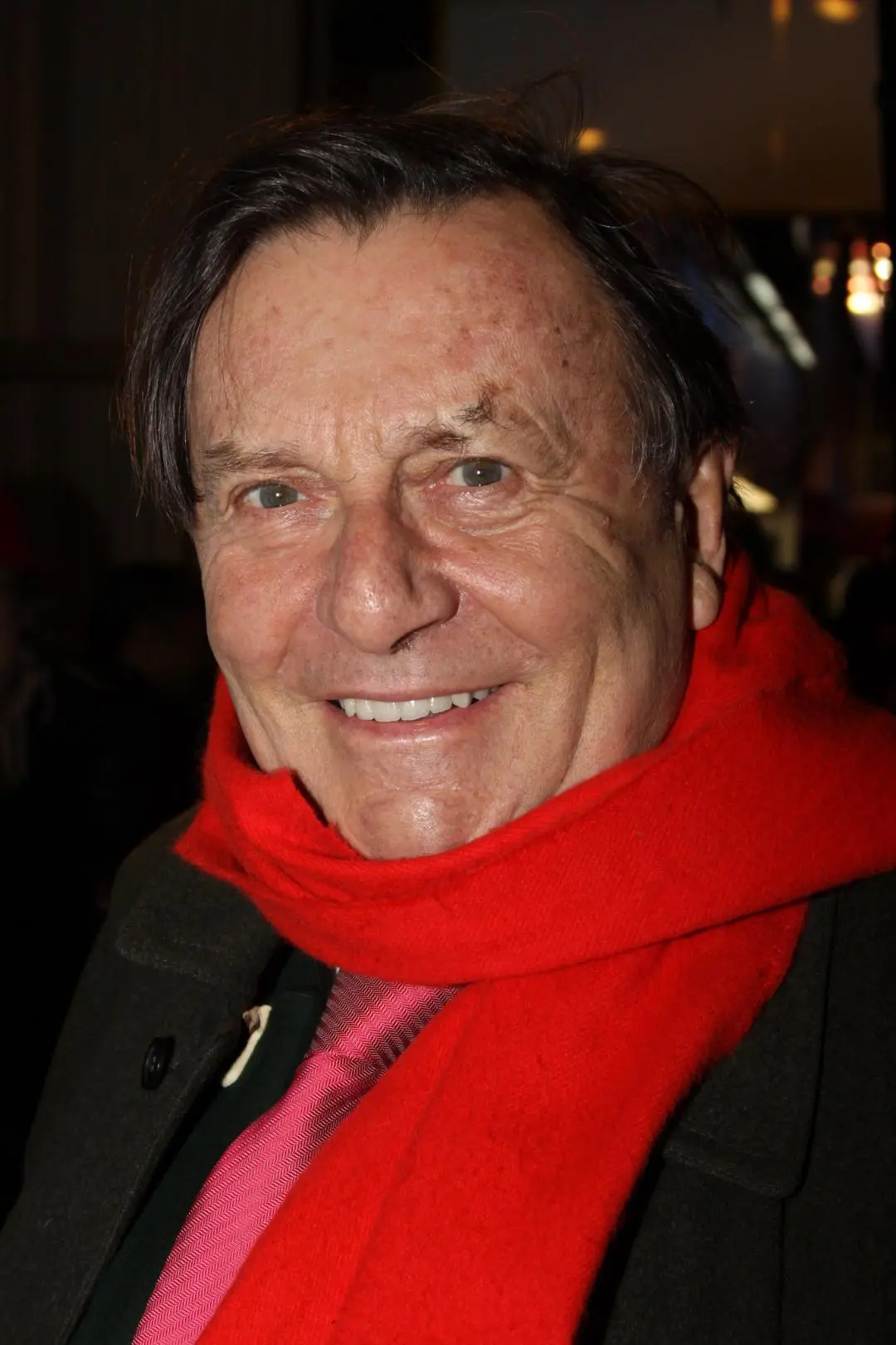 Barry Humphries_peliplat