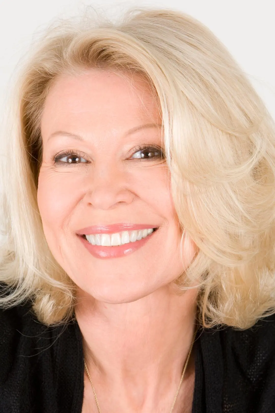 Leslie Easterbrook_peliplat