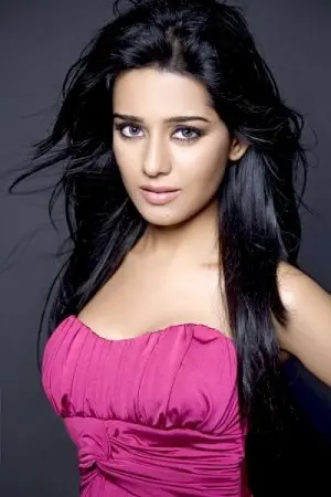 Amrita Rao_peliplat