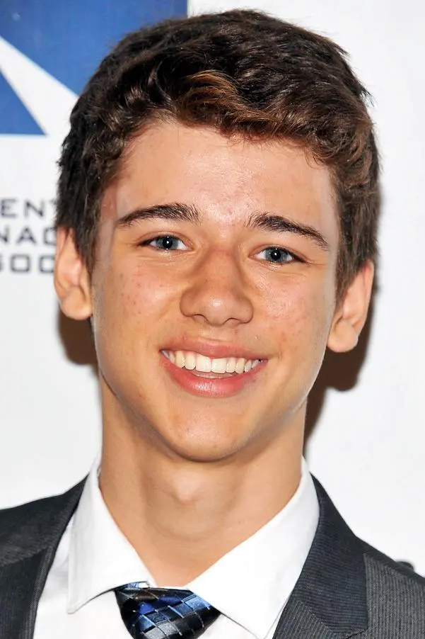 Uriah Shelton_peliplat