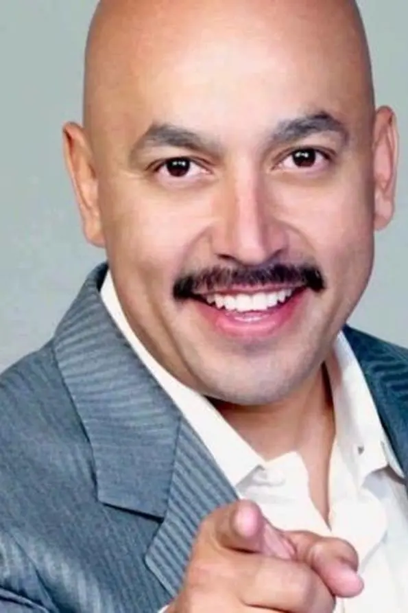 Lupillo Rivera_peliplat