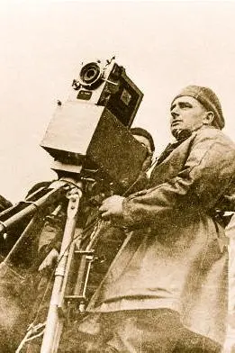 Dziga Vertov_peliplat