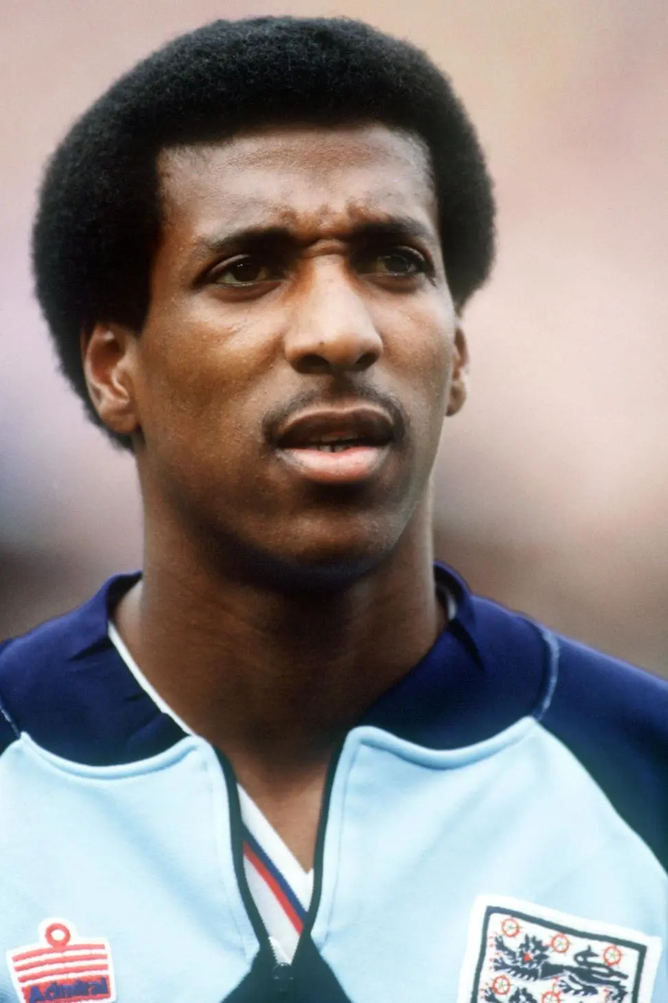 Viv Anderson_peliplat