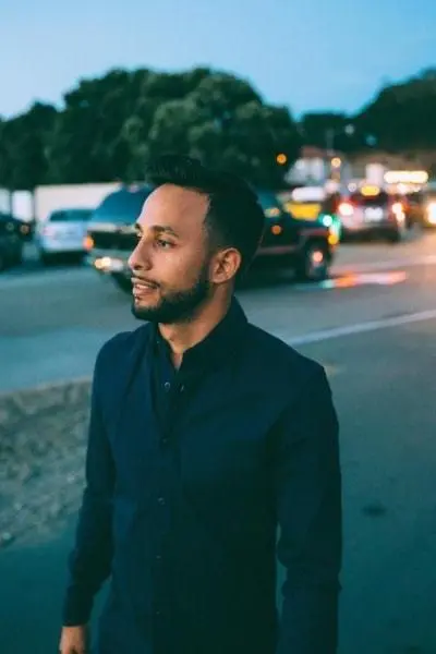 Anwar Jibawi_peliplat