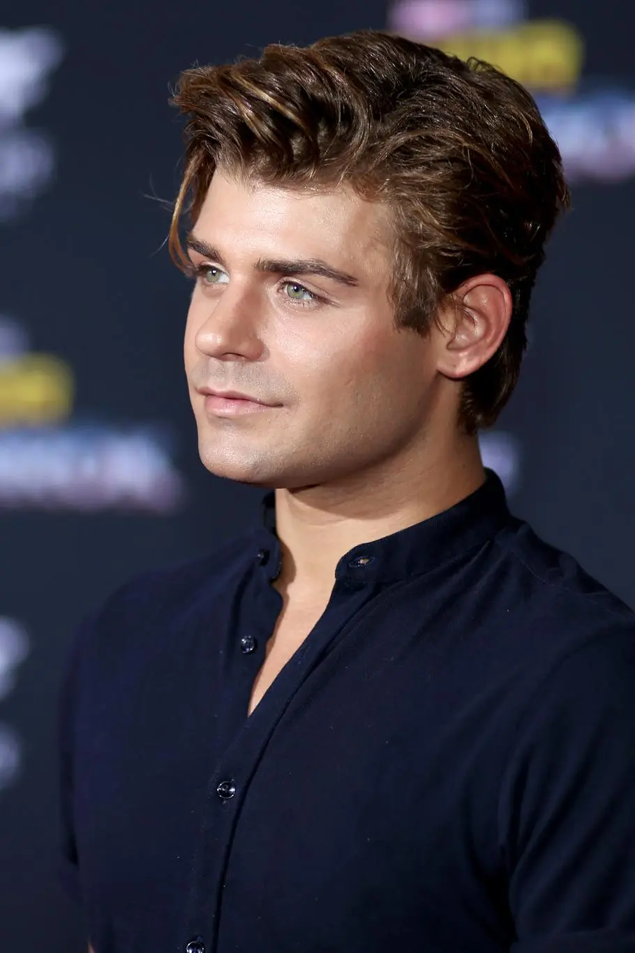 Garrett Clayton_peliplat