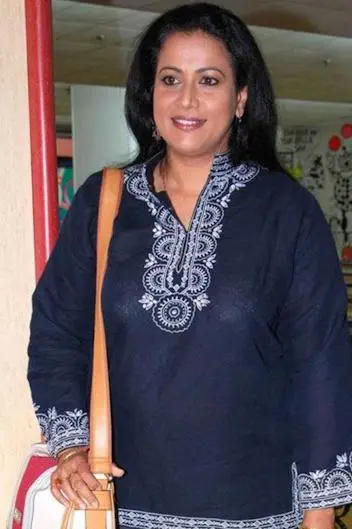 Mona Ambegaonkar_peliplat