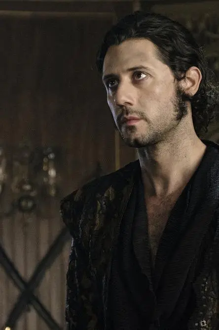 Hale Appleman_peliplat