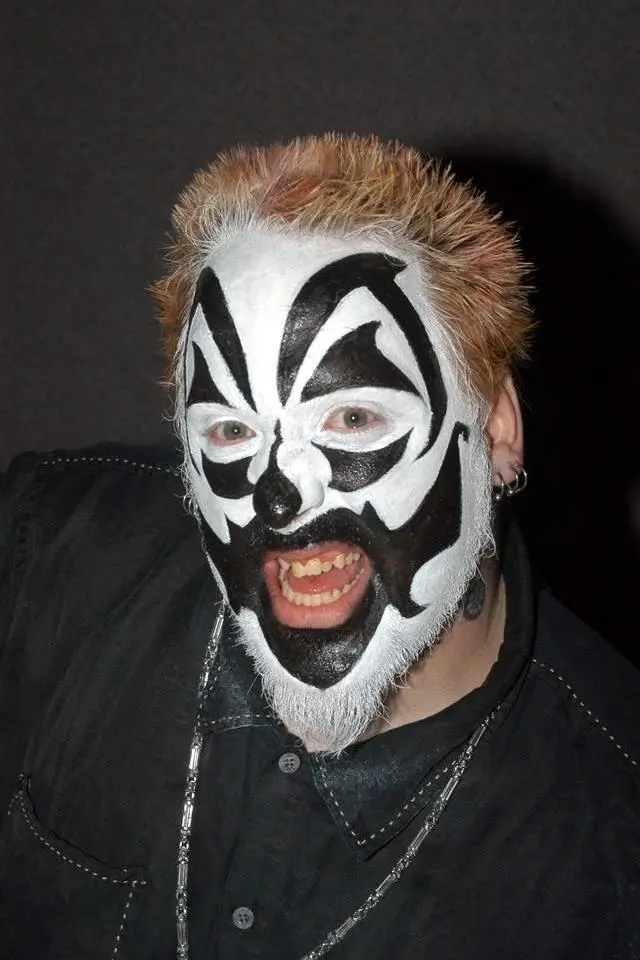 Violent J_peliplat