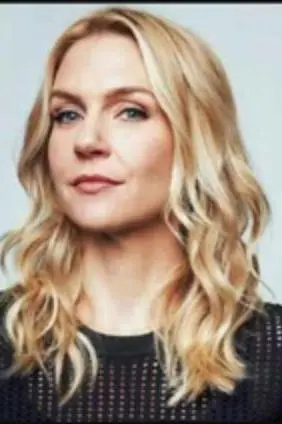 Rhea Seehorn_peliplat