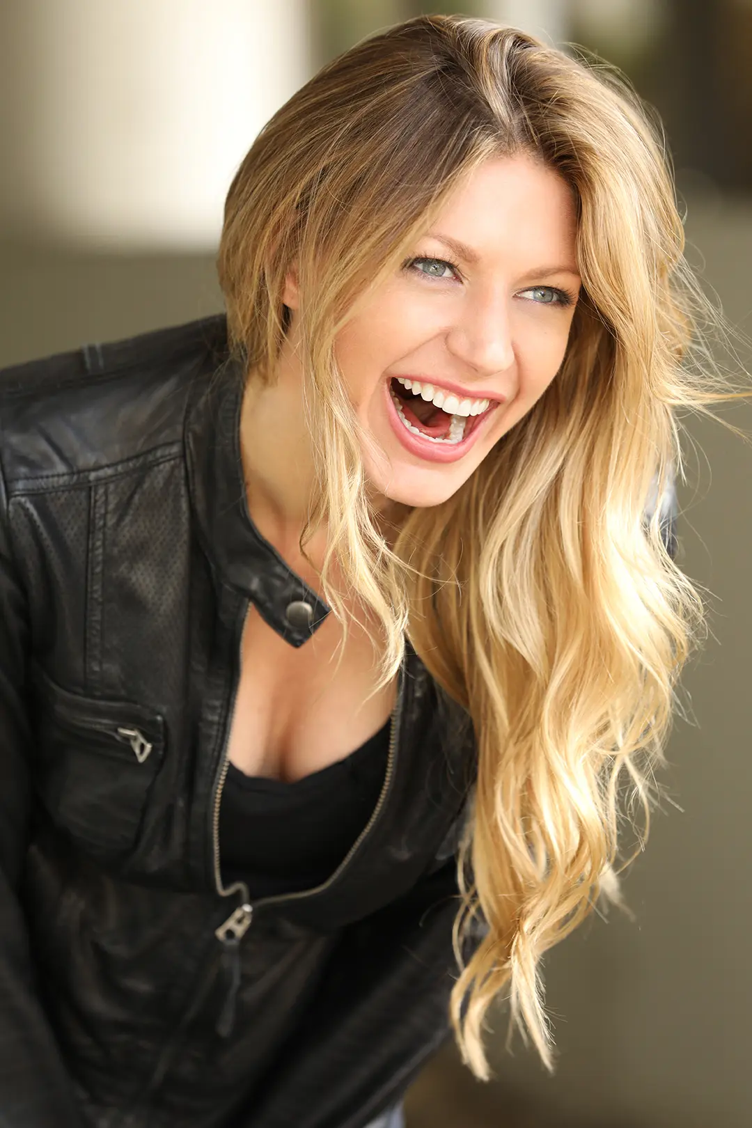 Jes Macallan_peliplat