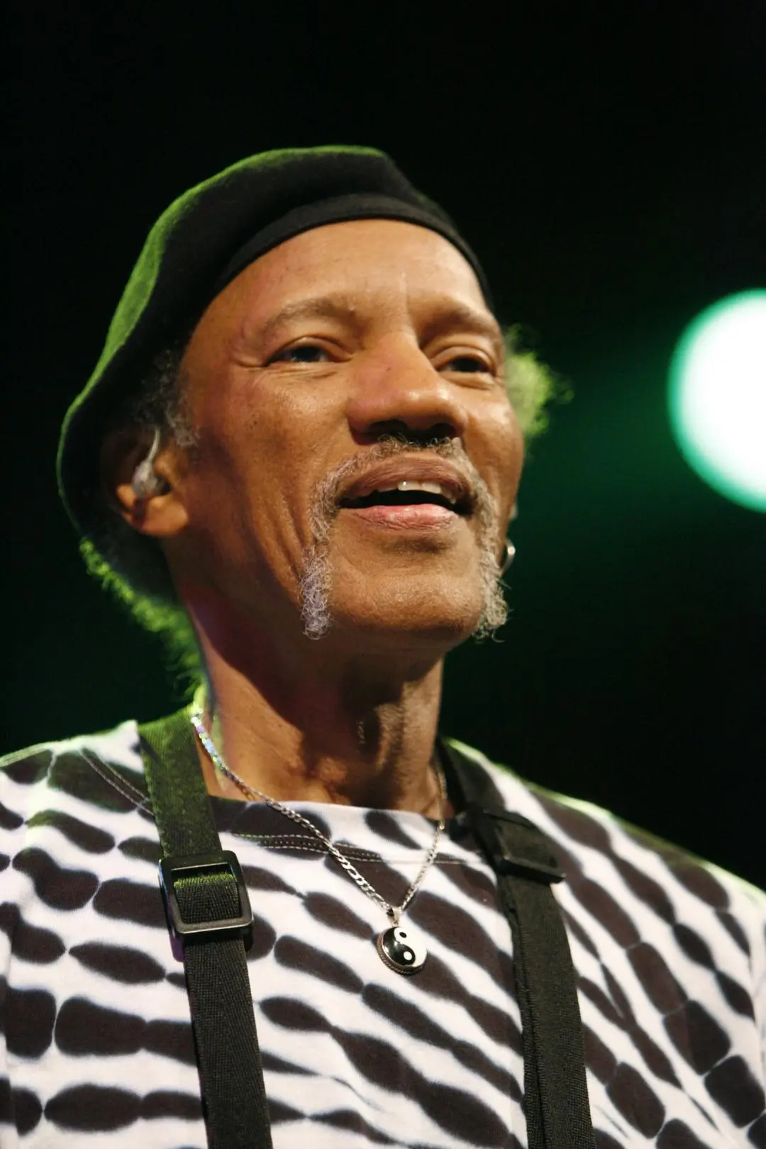 Charles Neville_peliplat