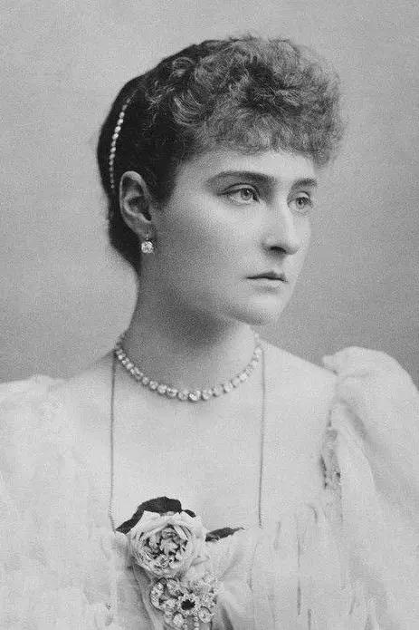 Tsarina Alexandra_peliplat