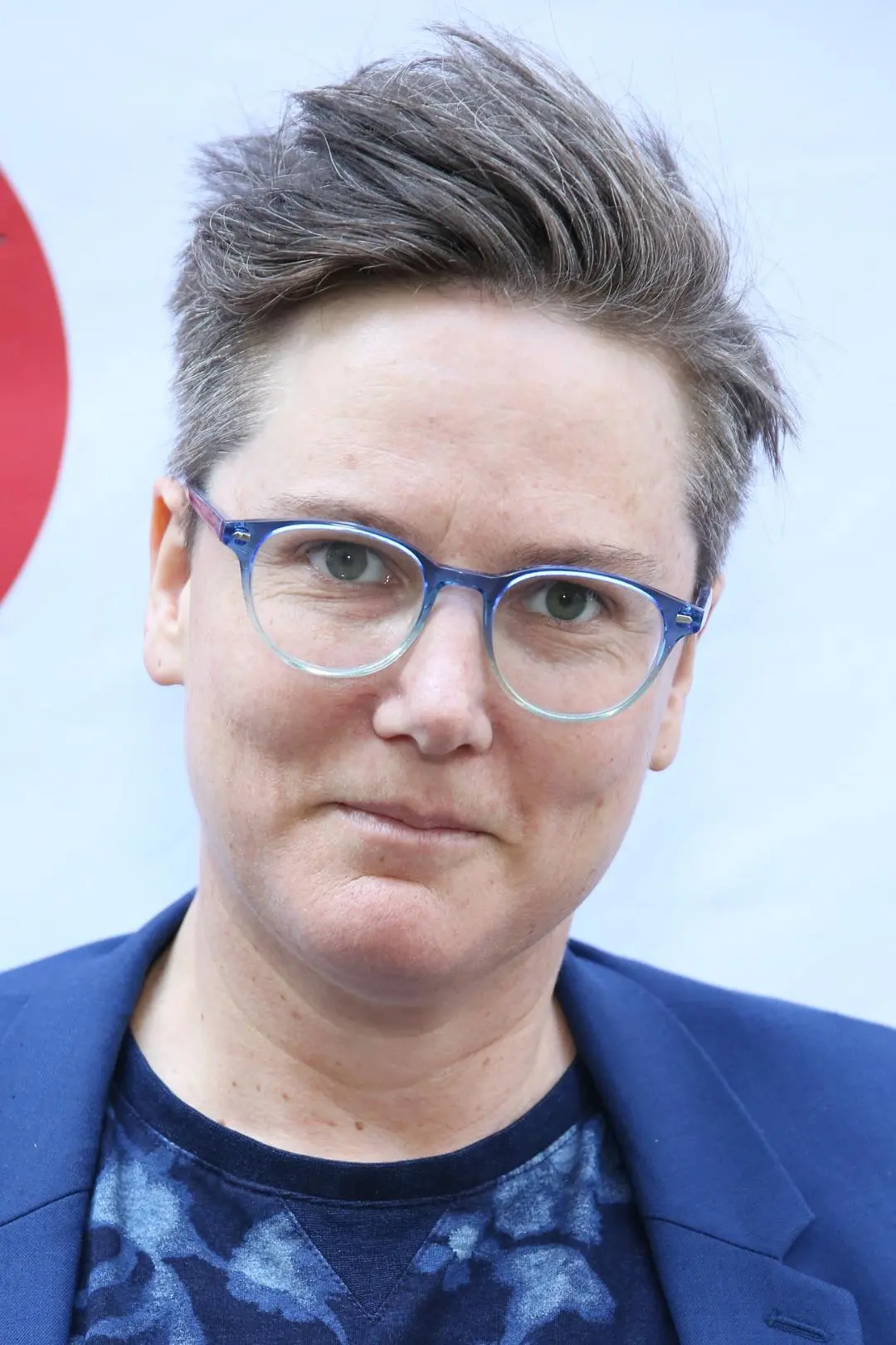 Hannah Gadsby_peliplat