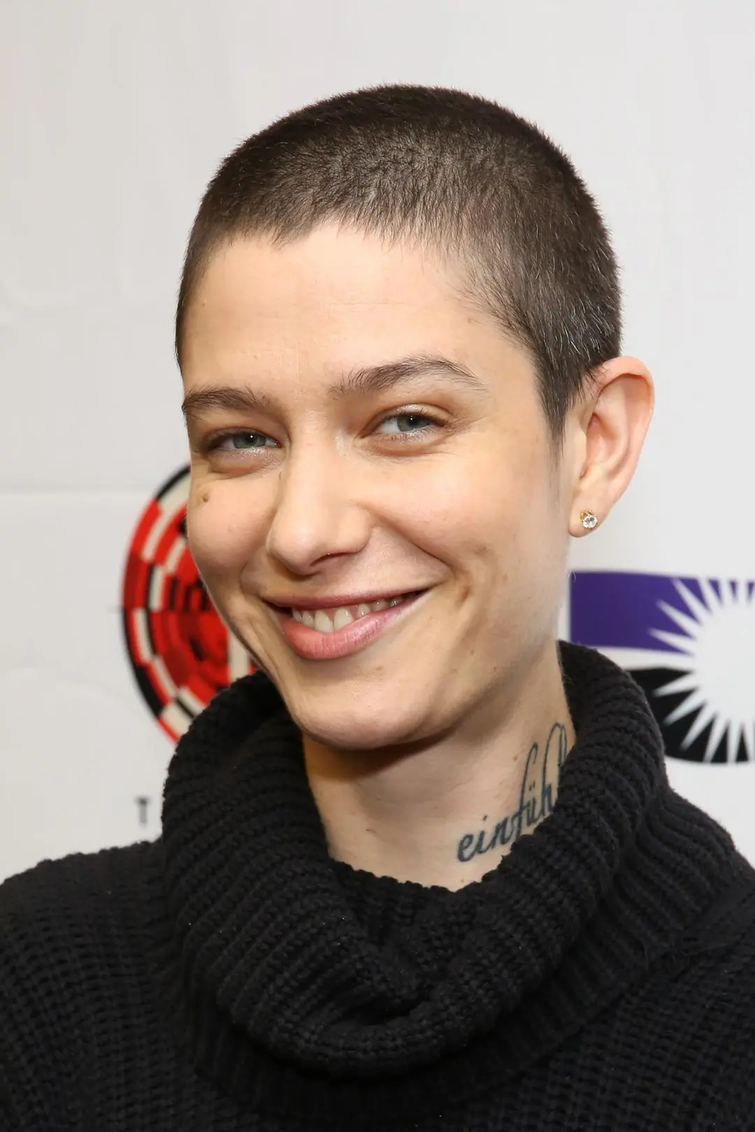 Asia Kate Dillon_peliplat